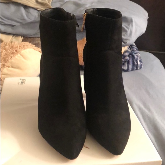 Jessica Simpson Shoes - Jessica Simpson Heels size 8M